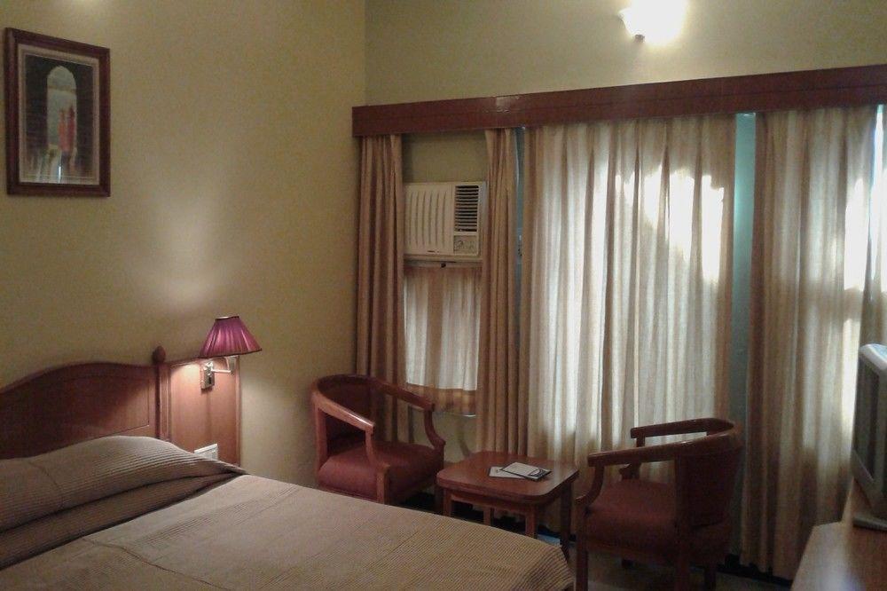 Sarovar - Facing Boutique On Pichola Hotel