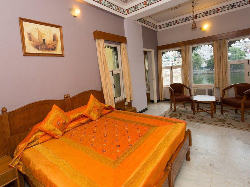 Sarovar - Facing Boutique On Pichola 3* Udaipur