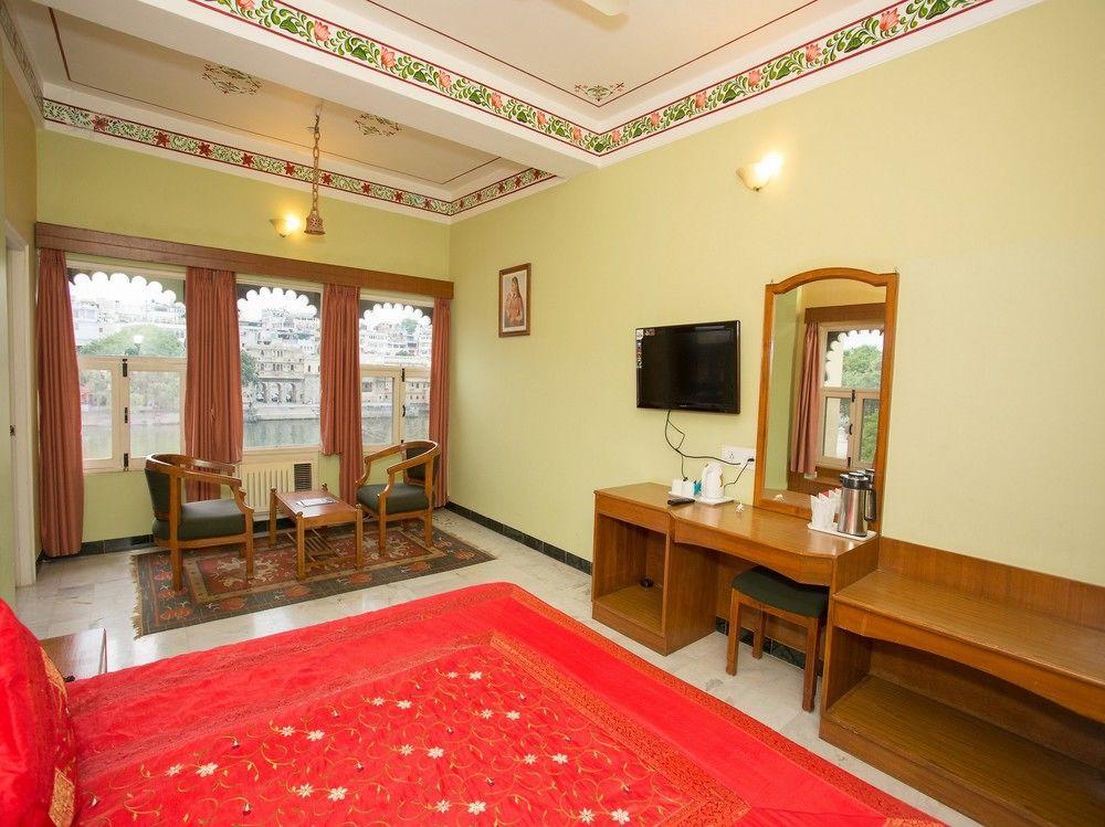 Sarovar - Facing Boutique On Pichola 3*