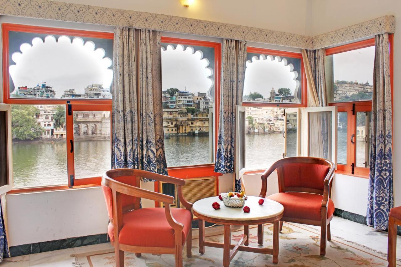 Hotel Sarovar - Facing Boutique On Pichola Udaipur
