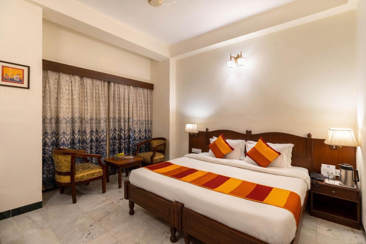 Sarovar - Facing Boutique On Pichola 3*