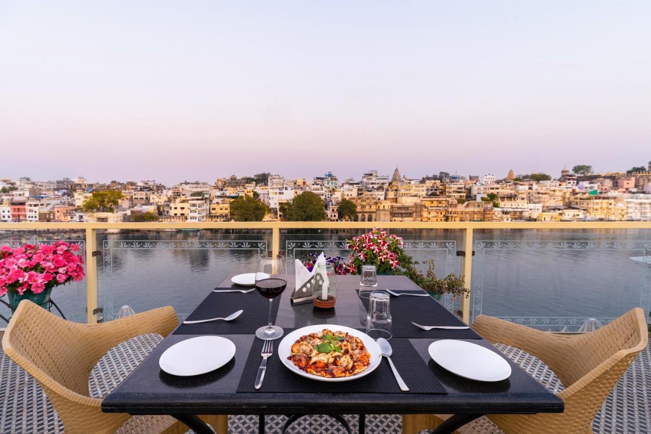 Sarovar - Facing Boutique On Pichola 3*