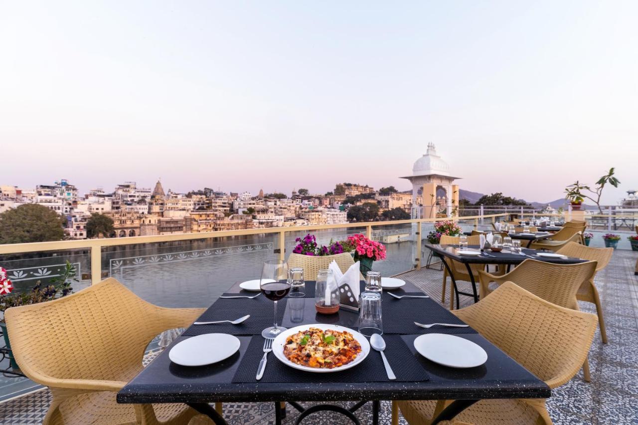 Hotel Sarovar - Facing Boutique On Pichola Udaipur